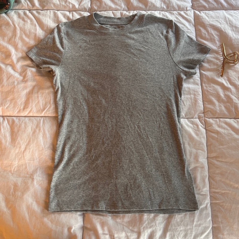 Banana Republic Gray Short Sleeve Tee